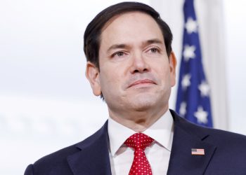 Mi da prestanemo kritizirati strane izbore – WSJ – RT World News