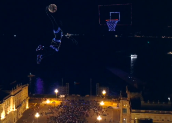 Michael Jordan u Trstu zahvaljujući … 800 dronova: Emisija je nevjerojatna!