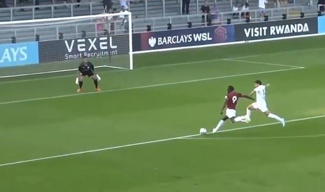 Michail Antonio postiže dva puta u svom prvom startu West Ham-a otkako je prije sedam mjeseci “potpuno razbio” nogu “Potpuno razbio” nogu “