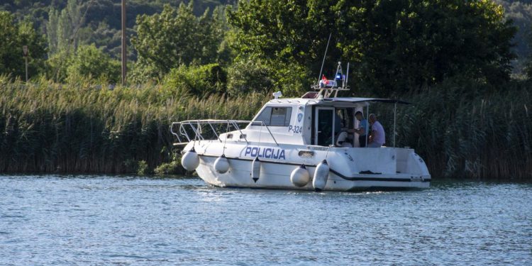 Misterij havarije na Neretvi! Jedan mrtav, drugi nestao. Doznajemo, što se dogodilo nakon noći provedene po kafićima?