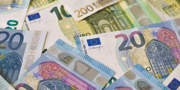 Može li euro zamijeniti dolar kao globalnu rezervnu valutu