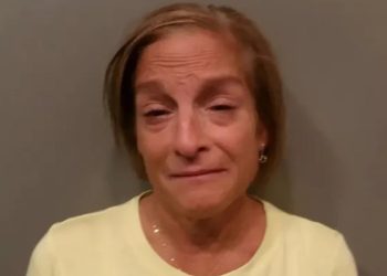 Mugshot i video objavljen iz uhićenja bivše olimpijske Marije Lou Retton: “Misle da sam pijan”