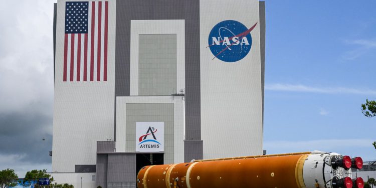 NASA je, kako se izvješćuje, izgubila 2.000 starijih zaposlenika jer Trump želi smanjiti proračun agencije