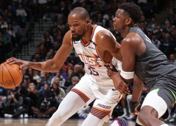 NBA, promovirana i odbijena na tržištu. Dobro rakete i magija, muški lakersi i ratnici