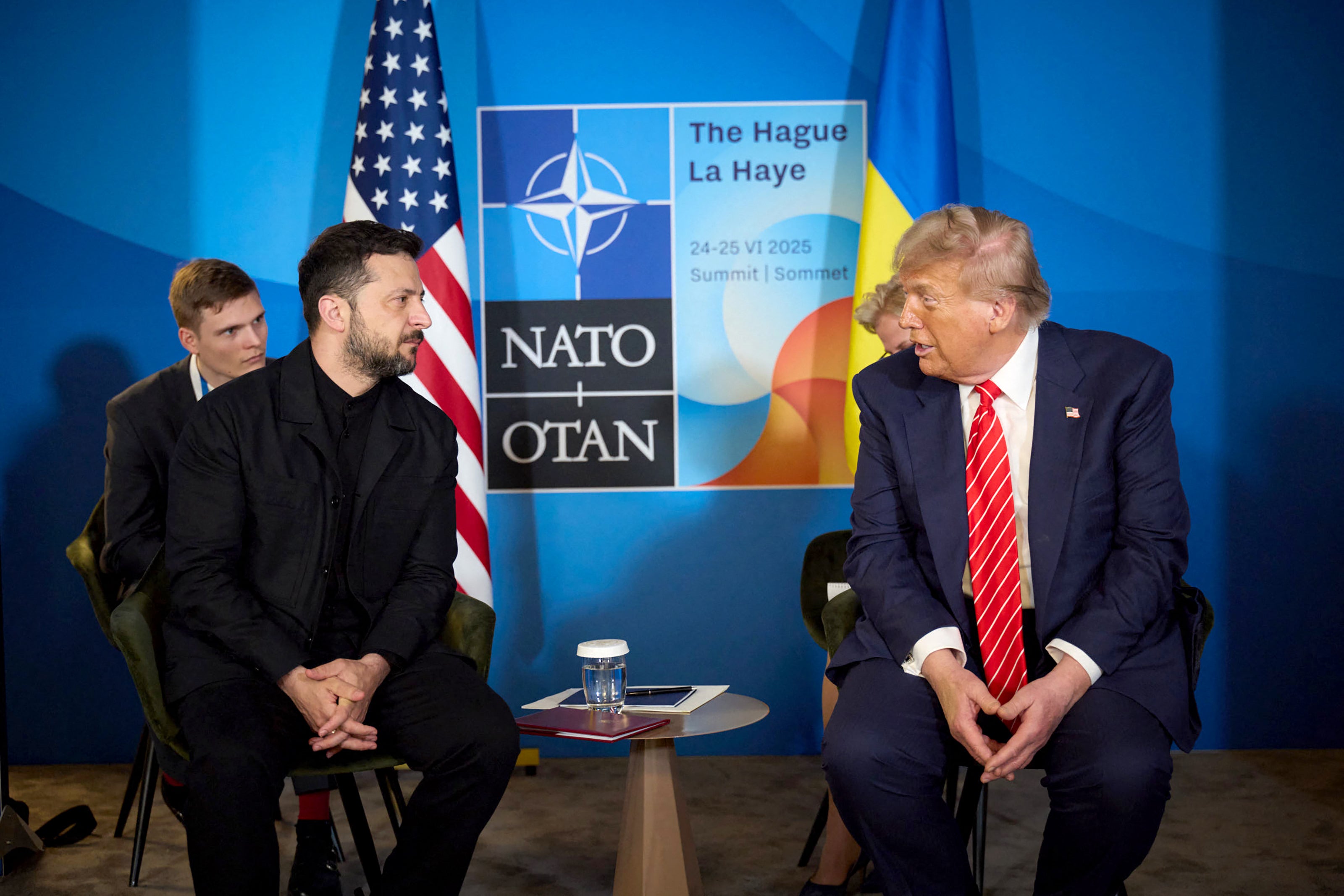 Ukrajinski predsjednik Volodymyr Zelensky sastaje se s američkim predsjednikom Donaldom Trumpom na strani samita NATO -a u Haagu