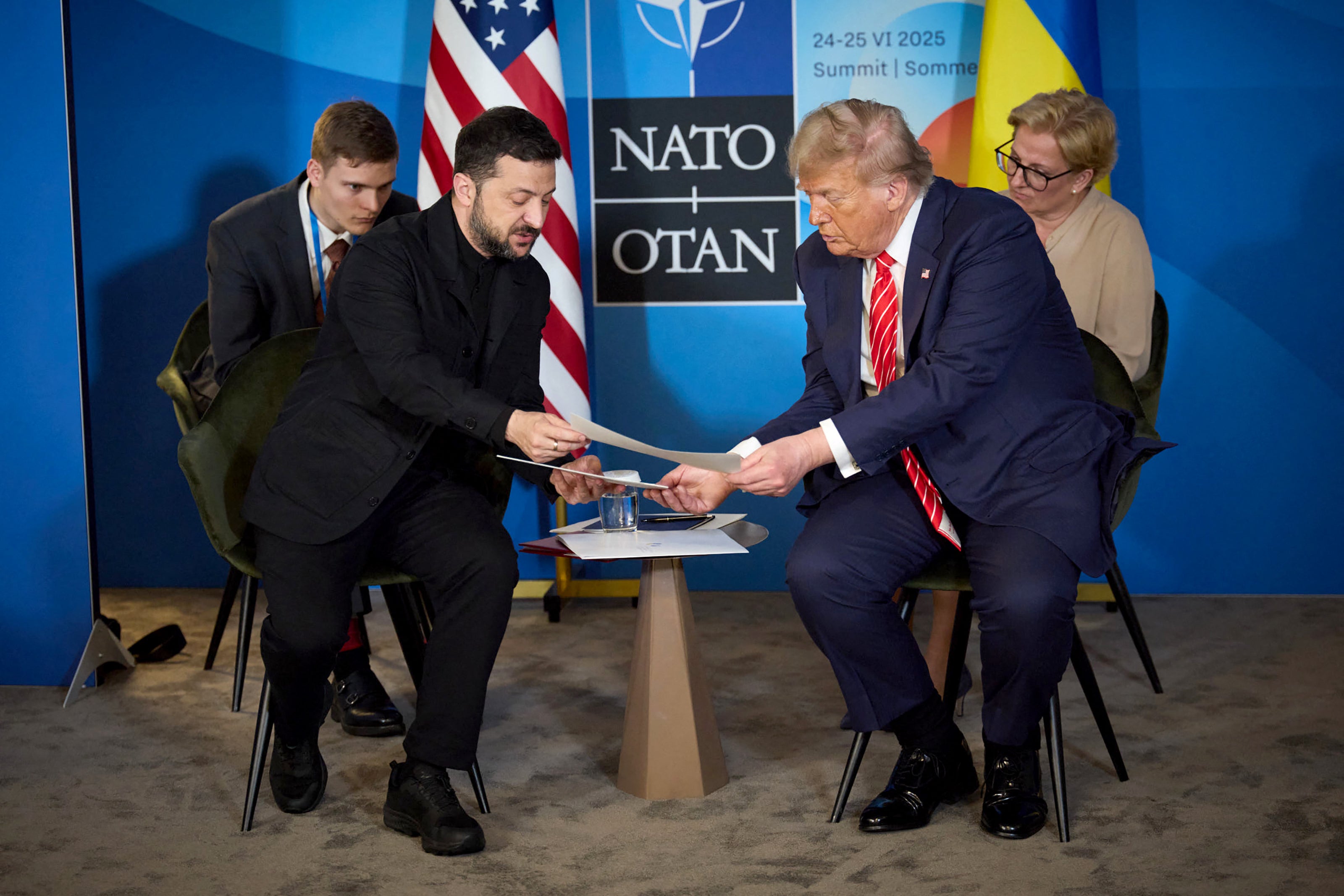 Ukrajina predsjednik Volodymyr Zelensky i Trump