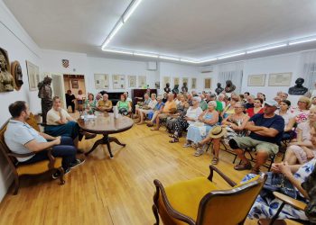 Na Braču održana promocija knjige “El Shatt – Dalmatinci u pustinji”: “To je simbol pobjede ljudskosti nad mrakom, zato ga branimo”