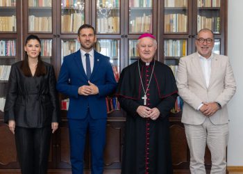 Nadbiskup primio novoizabranog gradonačelnika Splita i njegove suradnike