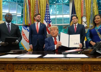Nakon afričkog mirovnog uspjeha, Trump je pozvao da se riješi zaboravljeni Sudanski rat
