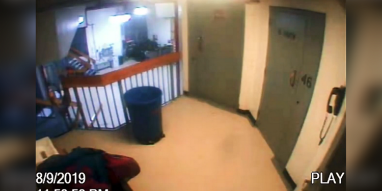 Nedostaju minute u Epstein zatvoru Video goriva nagađa o njegovoj smrti – RT World News