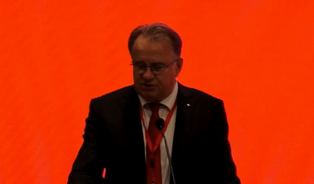 Nermin Nikšić ostaje na čelu SDP BiH do 2027. godine