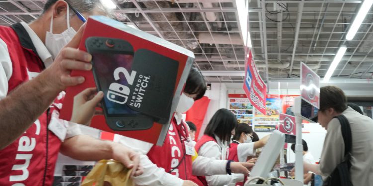 Nintendo je možda u Japanu i SAD -u postupao s prebacivanjem 2 u Japanu i SAD -u zbog različitih percepcija poštenosti, sugerira japanska studija