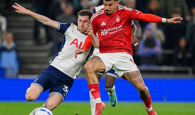 Nottingham Forest Transfer Vijesti: Što se događa s Morgan Gibbs-White, šumske zvijezde najviše u opasnosti da ih se probije i tri krila koja promatraju da zamijene Anthonyja Elanga