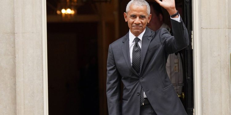 Obama se vratio u krug za prikupljanje sredstava pokušavajući pomoći demokratima da se oporave na nadolazećim izborima