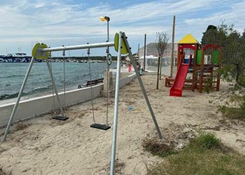 Obnovljeno dječje igralište i uređene javne površine na Olibu