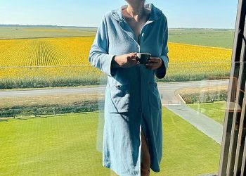 Obožavatelji divljaju dok Jelena Dokic pokazuje svoj mršavi tijek nakon velikog gubitka kilograma: ‘Natrag na vašu figuru dok ste igrali tenis’