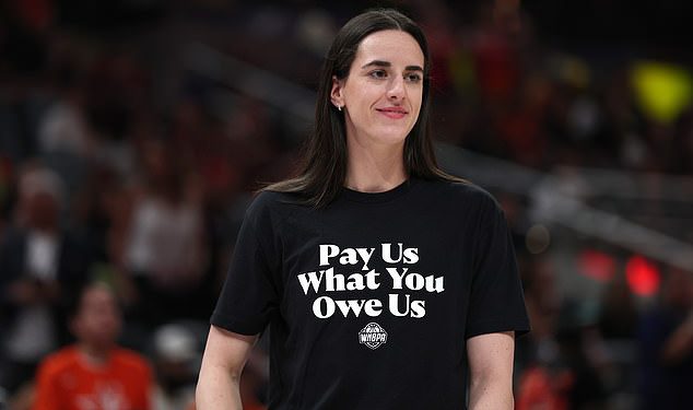 Obožavatelji slama Wnba zvijezde za prosvjed njihove plaće nakon što je liga prošle godine zabilježila gubitak od 40 milijuna dolara