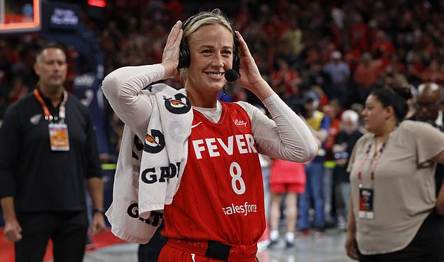 Obožavatelji tvrde da znaju koji će posao zvijezda WNBA Sophie Cunningham zauzeti sljedeće nakon virusnih video zapisa na mreži