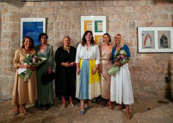 Od Fani Muhoberac preko Milke Podrug-Kokotović i Ljubice Bube Marinović do supruge nobelovca Iva Andrića: otvorena izložba posvećena ženama koje su obilježile i oblikovale Dubrovačke ljetne igre