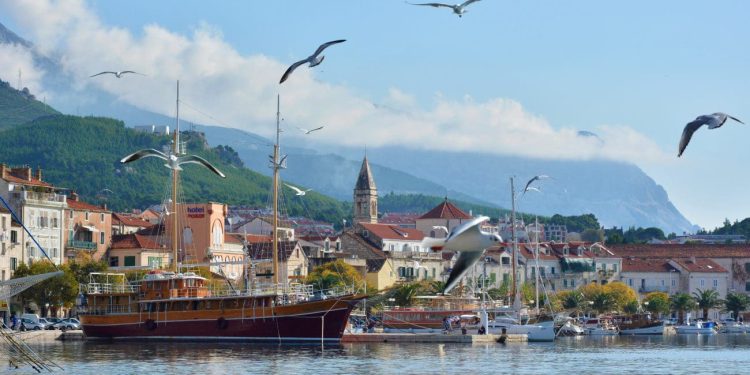 Odgođen koncert u Makarskoj – DALMACIJA DANAS