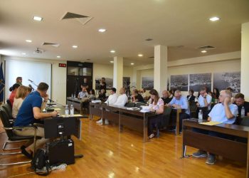 Održana maratonska sjednica Gradskog vijeća Kaštela: promet, porezi i sigurnost u fokusu