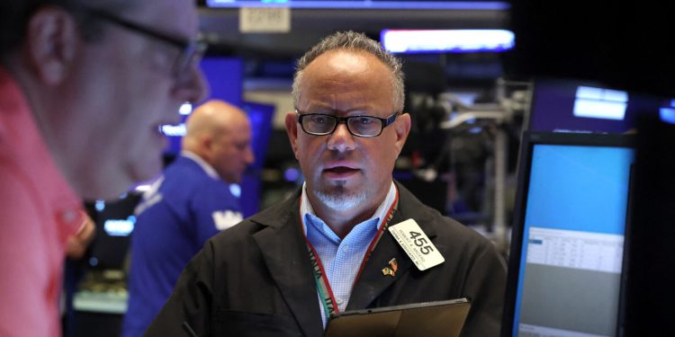 Oprez na burzama, trgovinski pregovori s SAD-om i ECB-ov forum u prvom planu