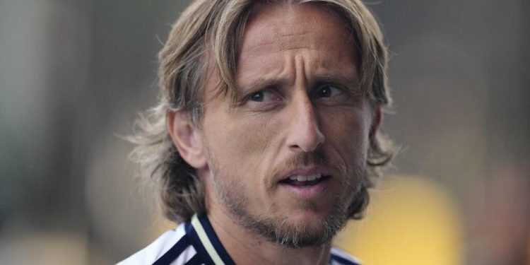 Oproštajna poruka Luke Modrića izazvala kaos, tri riječi pokrenule su lavinu, društvene mreže ovako nešto ne pamte…