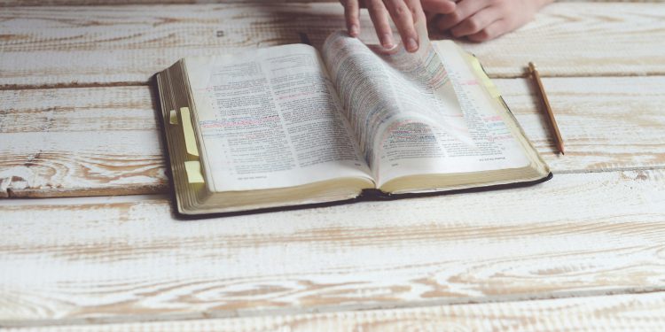 Otkrij kako te biblijski redci mogu osnažiti da se pouzdaš u Boga