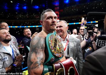 Otkriveno: Oleksandra USYK -a za sulude plaće za 14 minuta rada nakon što je Ukrajinski pobijedio Daniel Dubois