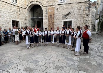 Otvorena nova izložba o čuvaricama vode u dolini Neretve u splitskom Etnografskom muzeju