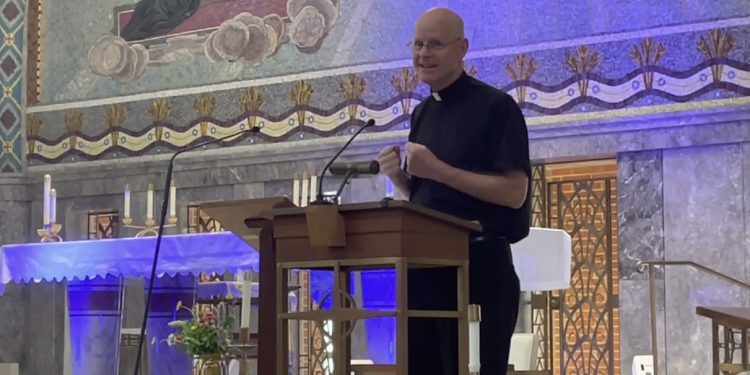 ‘Ovo je prvi znak da je zli prisutan na nekom mjestu’: Svećenik upozorio obitelji