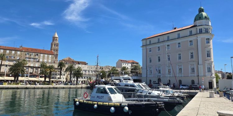 POSTIGNUT DOGOVOR Otkazano mirno okupljanje radnika Plovputa