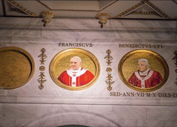 Papinski mozaici u Rimu šire strah diljem Zemlje: Najavljuju li skori kraj svijeta?