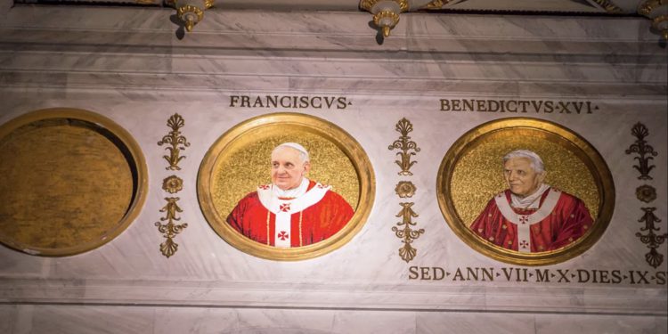 Papinski mozaici u Rimu šire strah diljem Zemlje: Najavljuju li skori kraj svijeta?