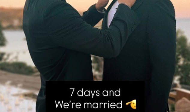 Par Emmerdale potvrđuje svoj datum vjenčanja s nizom voljenih snimka dvije godine nakon romantičnog prijedloga