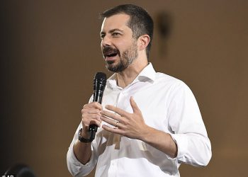 Pete Buttigieg zapanjujuće se slaže s Trumpom na trans sportašima … ali odbacuje predsjedničku strategiju o pitanju