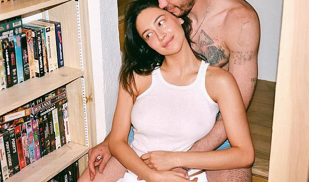 Pete Davidson očekuje prvo dijete s djevojkom Elsie Hewitt nakon romanse Whirlwind