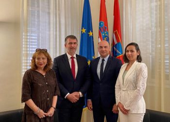 Pezo održao sastanak s mađarskim veleposlanikom