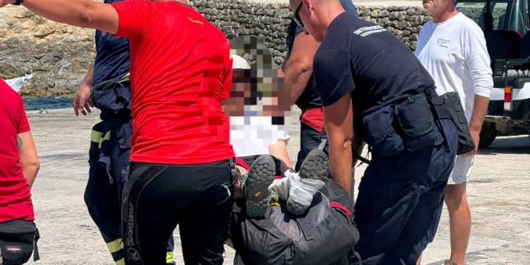 Planinarka ozlijeđena na Biševu, spašena uz pomoć HGSS-a i vatrogasaca