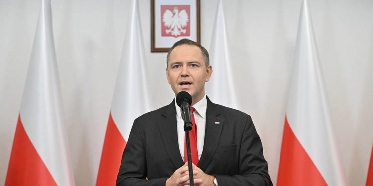 Poljski izabrani predsjednik traži od Zelenskog da ekshumira žrtve ukrajinskih nacista-RT World News