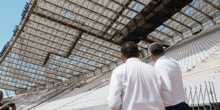 Poljud na udaru oluje: oštećen krov, poplava i požar na stadionu