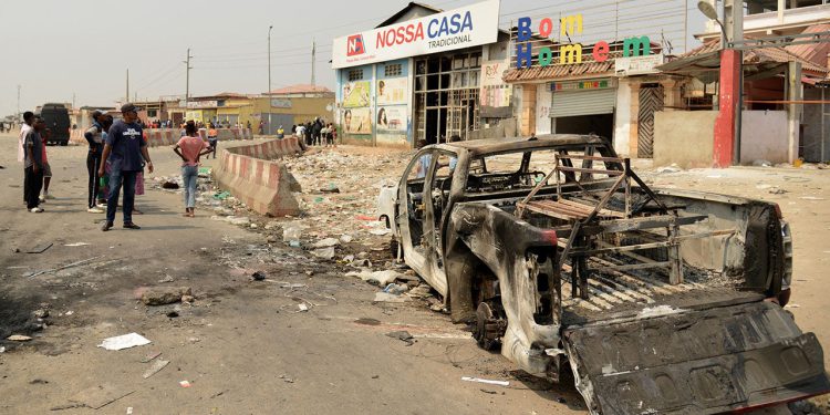 Povećanje goriva Angola pokreće smrtonosne prosvjede, 22 ubijena u nasilnim nemirima