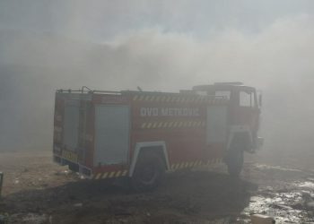 Požar kod Metkovića lokaliziran, gradonačelnik Milan: “Stigao je uređaj koji će mjeriti kvalitetu zraka, izdimljavanje će trajati danima”