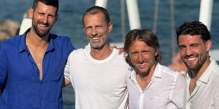 Poznata imena sportskog svijeta opuštaju se na Jadranu: Modrić, Đoković, Kovačić i Čeferin zajedno na otočiću kod Korčule