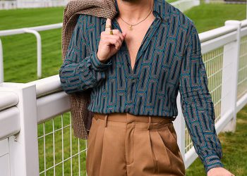 Pravi razlog koji stoji iza privlačnog pucanja u Sandown-u Chrisa Hughesa, nakon što je zvijezda viđena kako pozira za snimke usred romantike Jojo Siwa