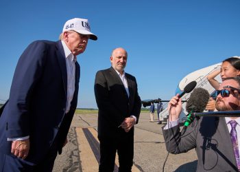 Predsjednik Trump daje izmučen odgovor na pitanje kada će se tarife vratiti nakon 90-dnevne stanke