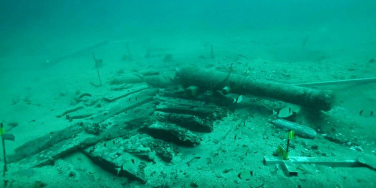 Prekooceanski jedrenjak kod Kamenjaka desetljećima se pljačkao, jer čuva vrijedan teret