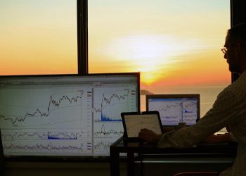 Preokret na europskim burzama, Wall Street rekordno, dolar uzletio