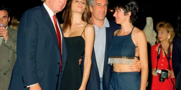 Priča u vezi Trumpa i Epsteina postaje sve luđa