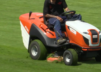 Prijateljski između Braunschweiga i Holsteina Kiela odgodio je … skraćivanje travnjaka